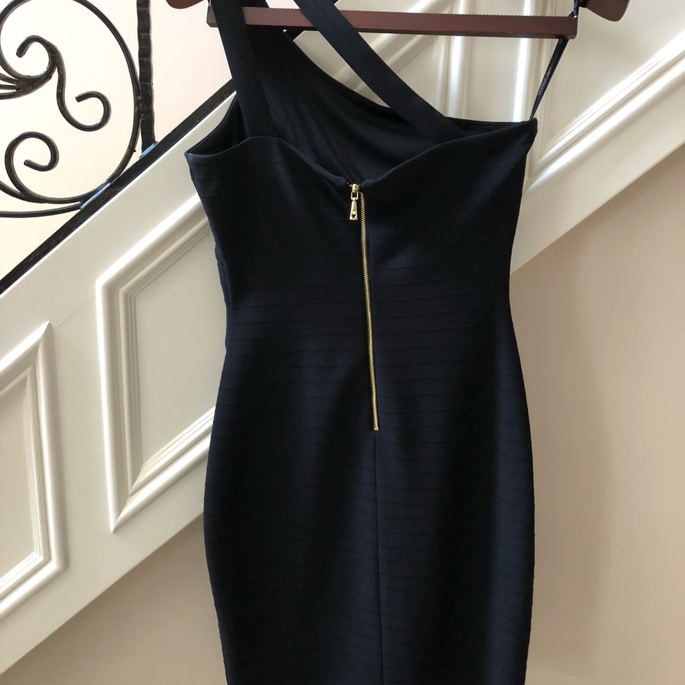 💃🏼💃🏼One shoulder little black dress - Picture 7 of 7